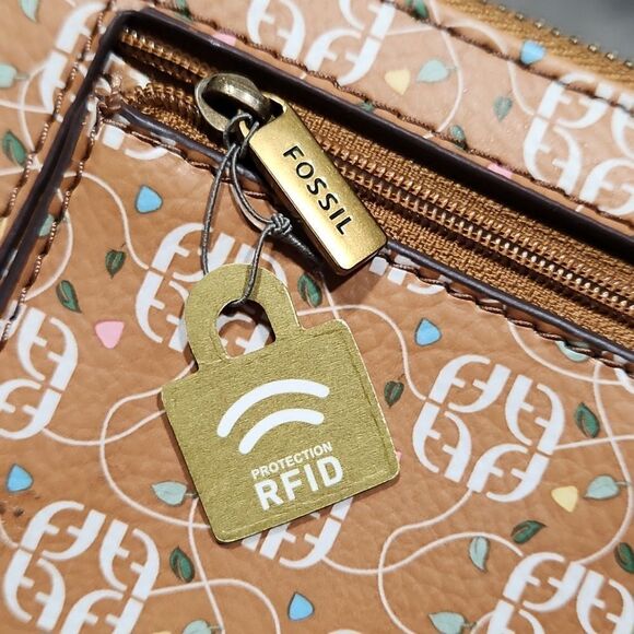 NWT Fossil Jori Floral Zip Around Wallet Wristlet - Picture 6 of 6